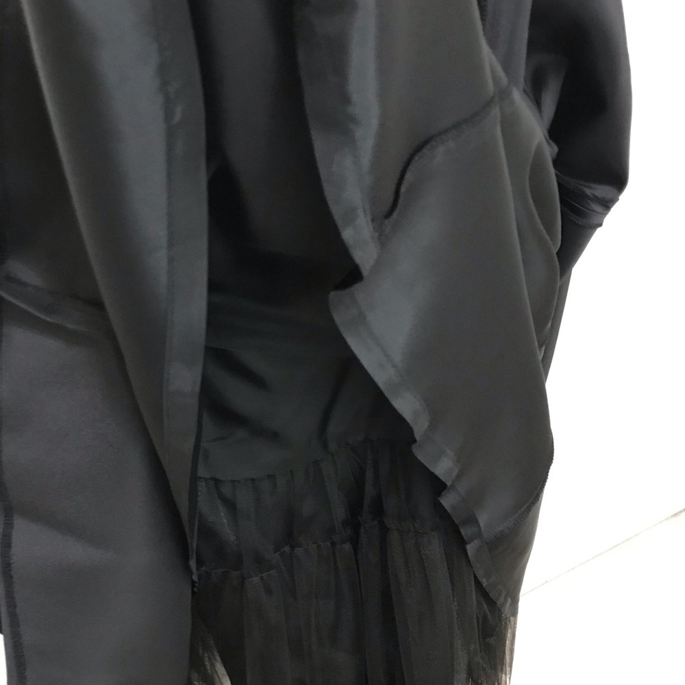 90s Carmen Marc Valvo Collection Black Satin V Back Cocktail Evening Dress 8 - Picture 15 of 16